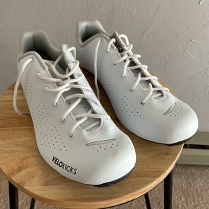 Velokicks Cycling Shoe. 45 Wh